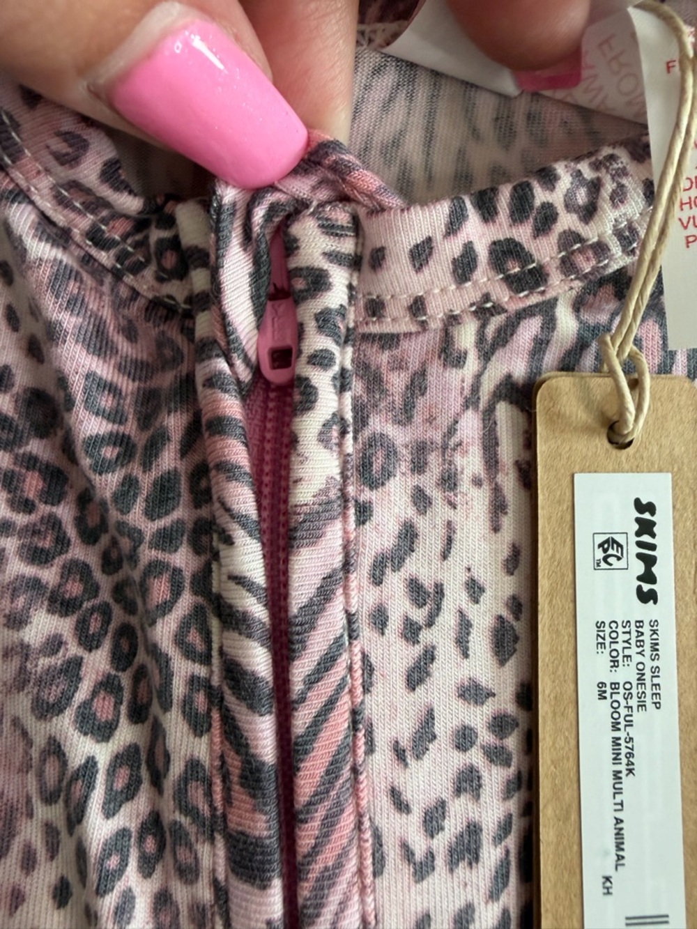 NWT SKIMS Bloom Mini Pink Multi-Animal-Print Baby One-Piece Two-way Zipper - Picture 10 of 12